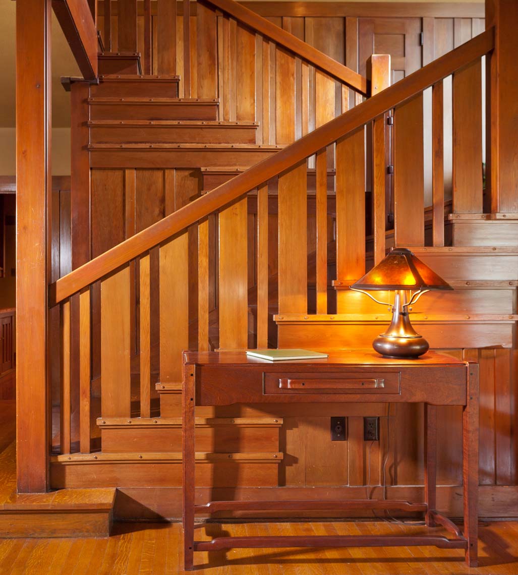 04-stair-detail-crop-1-full
